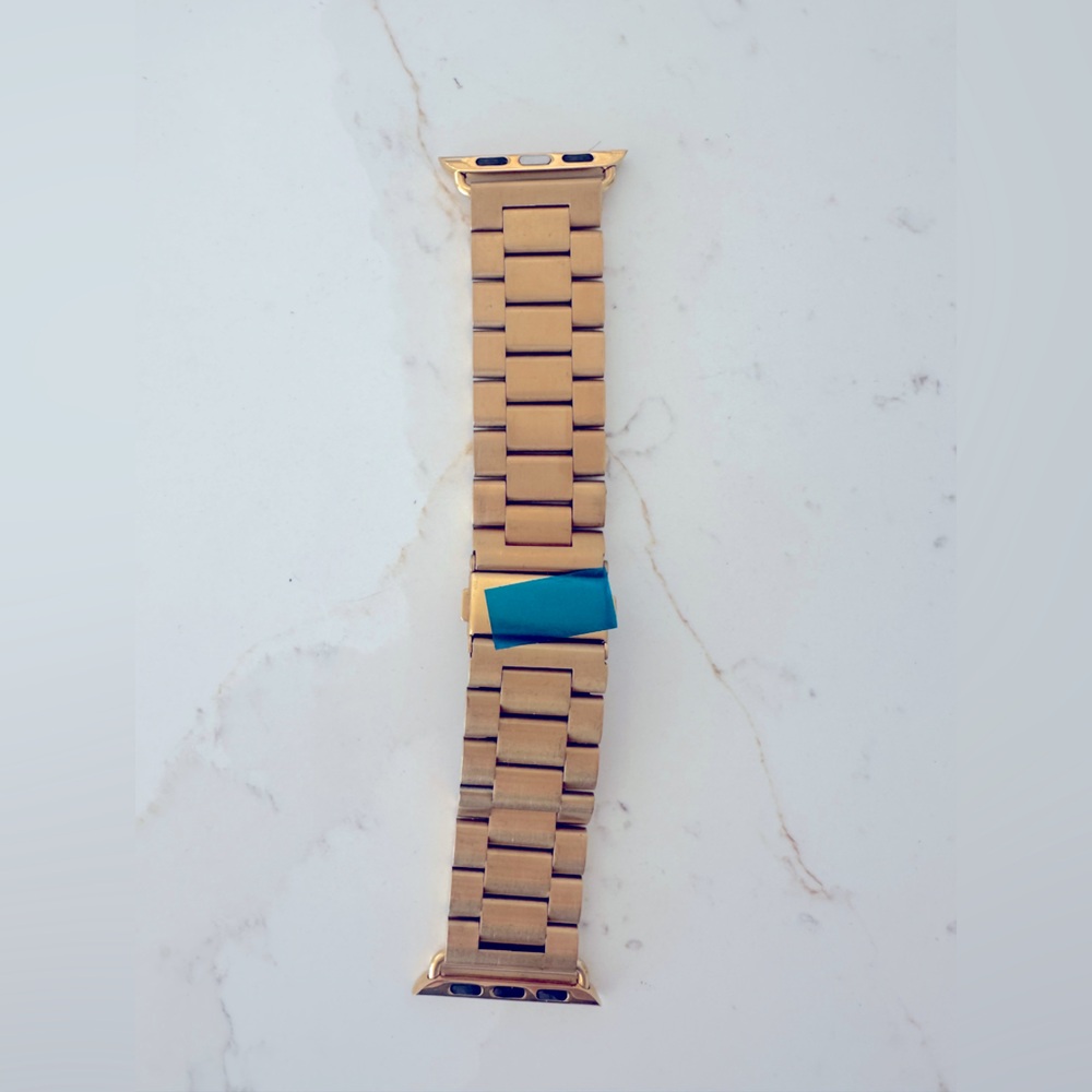 Gold coloured Stainless steel apple watch band